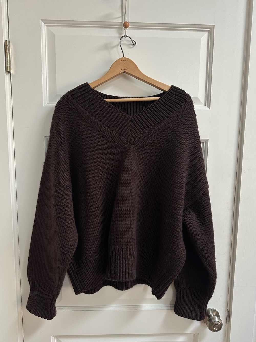 Misha and Puff V-Neck Sweater | Dark Brown | S/M - Picture 4 of 8